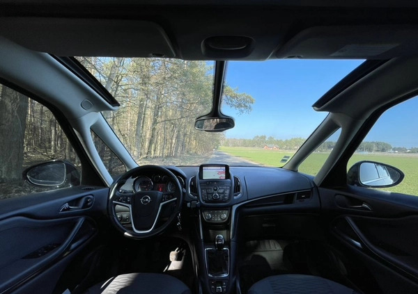 Opel Zafira cena 36000 przebieg: 157500, rok produkcji 2012 z Turek małe 781